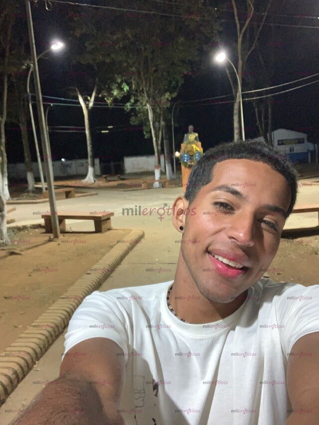 FOTOS DE POLLO MORENO VERGON LECHUDO HACEMOS UN RICO 69 CON VENIDA RICO