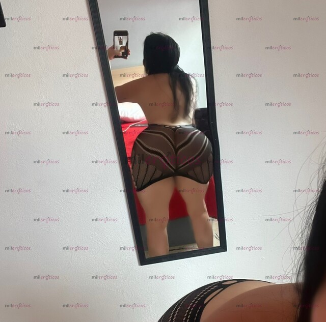 FOTOS DE LLEGANDO BELLA COLOMBIANA LINDAS CURVAS NATURAL COMPLACIENTE CON LUGAR