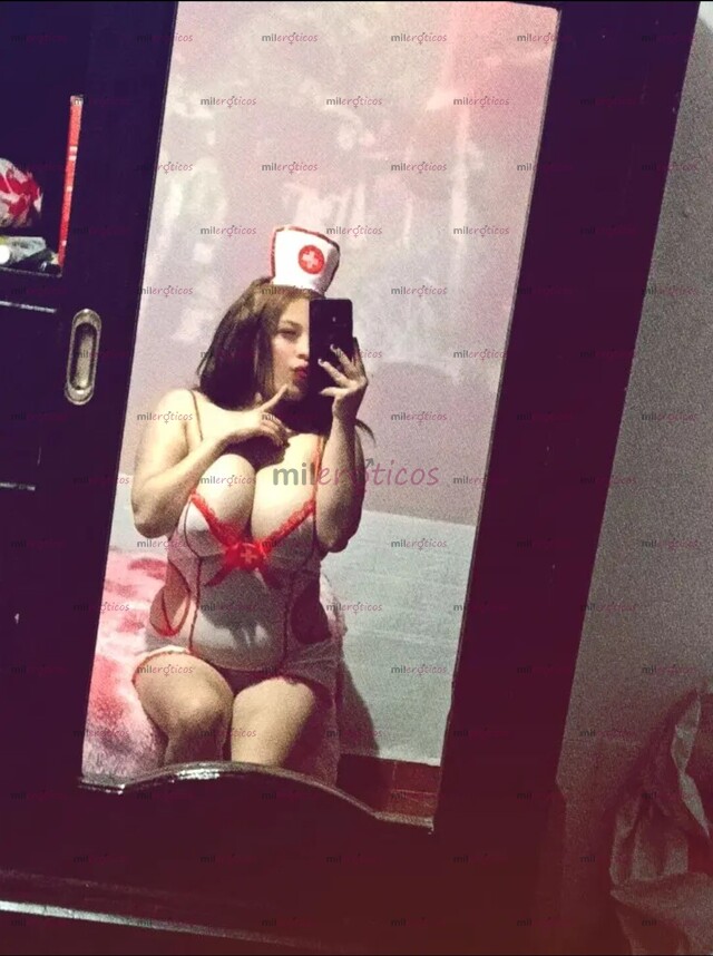 FOTOS DE NO DEJES PASAR ESTA RIKA ENFERMERÍTA PARA SACUARTE LAS GANAS DE PASARLA RIKO