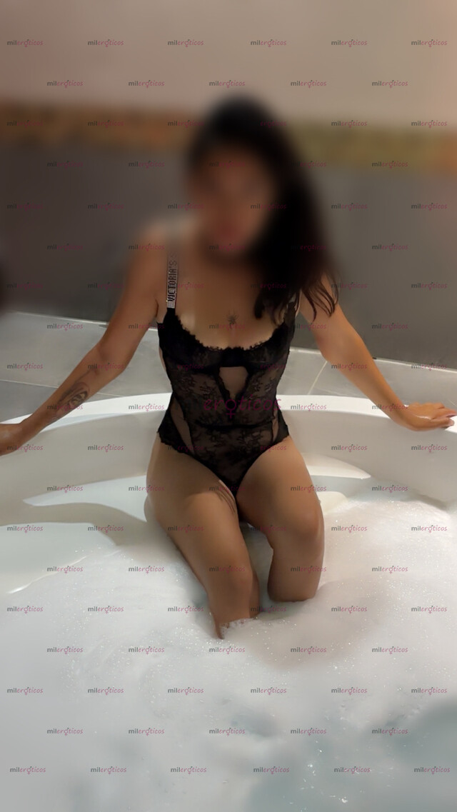 FOTOS DE HOLA ME LLAMO ANDY SOY UNA CHICA SÚPER CARISMÁTICA , LINDA Y COMPLACIENTE