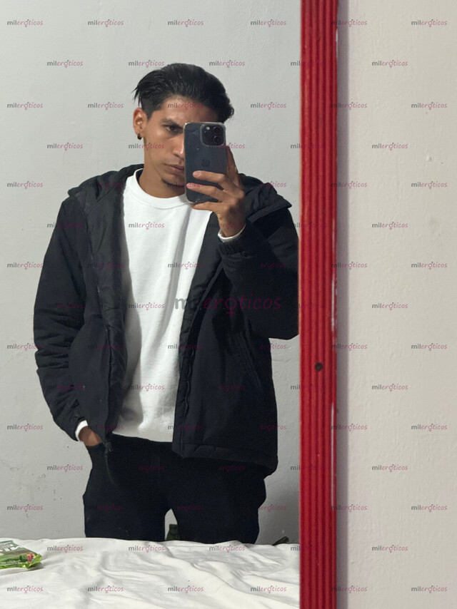 FOTOS DE E L C H A K A SERVICIO SEXUAL, QUIERES UNA BUENA COGIDA DE UN COLÁGENO DOTADO!