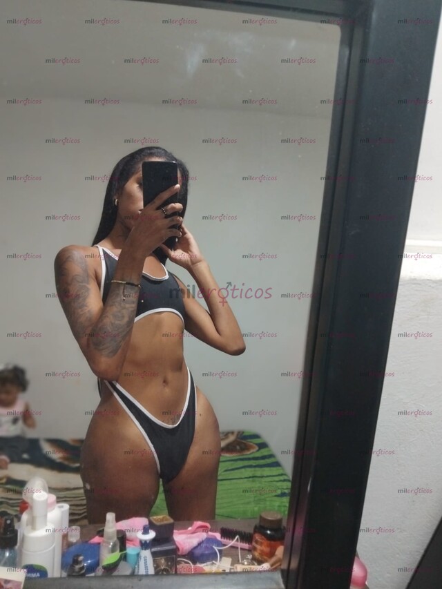 FOTOS DE HOLA SOY AYLIN UNA HERMOSA MORENA DE LA CIUDAD DE MEDELLÍN CON GANAS DE PASAR UN