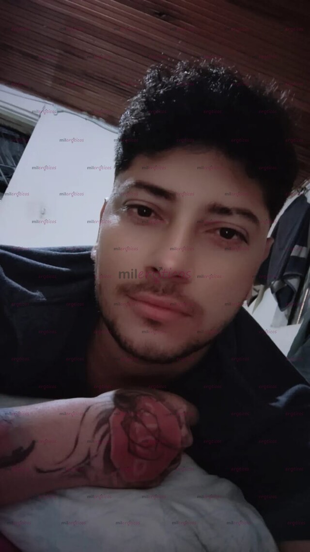 FOTOS DE DAVID VIP JOVEN, SEGURO, ATENTO Y LISTO PARA HACER QUE TU EXPERIENCIA