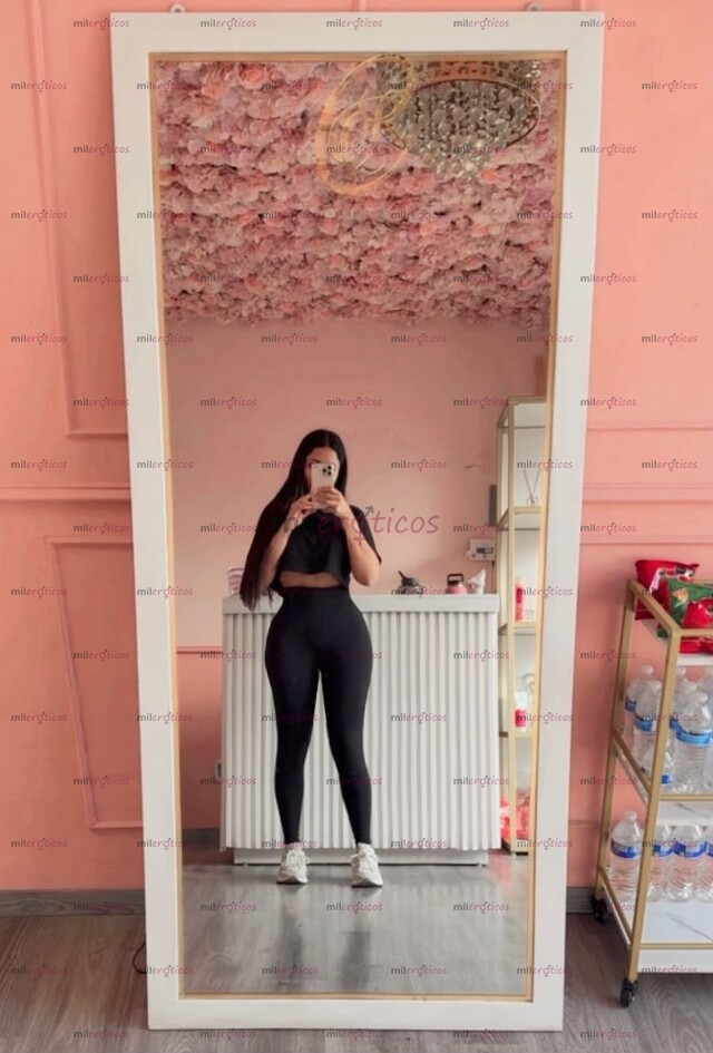 FOTOS DE ATRACTIVA, CULONSITA Y CHICHONA SOY LO QUE BUSCAS Y MAS RICO PAPI
