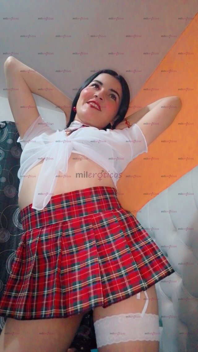FOTOS DE FLACA BELLA 100% REAL DULCE, JUGOSA Y COMPLACIENTE.