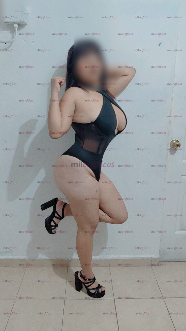 FOTOS DE TETONA Y MEGA CULONA, LA MÁS CACHONDA Y DELICIOSA