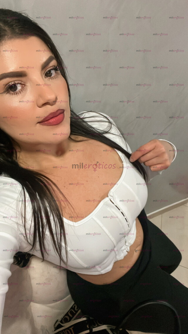 FOTOS DE MODELO VOLUPTUOSA ÚLTIMOS DÍAS EN BOGOTÁ CON SITIO