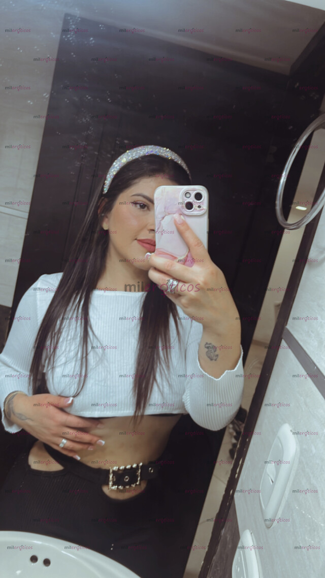 FOTOS DE MODELO VOLUPTUOSA ÚLTIMOS DÍAS EN BOGOTÁ CON SITIO