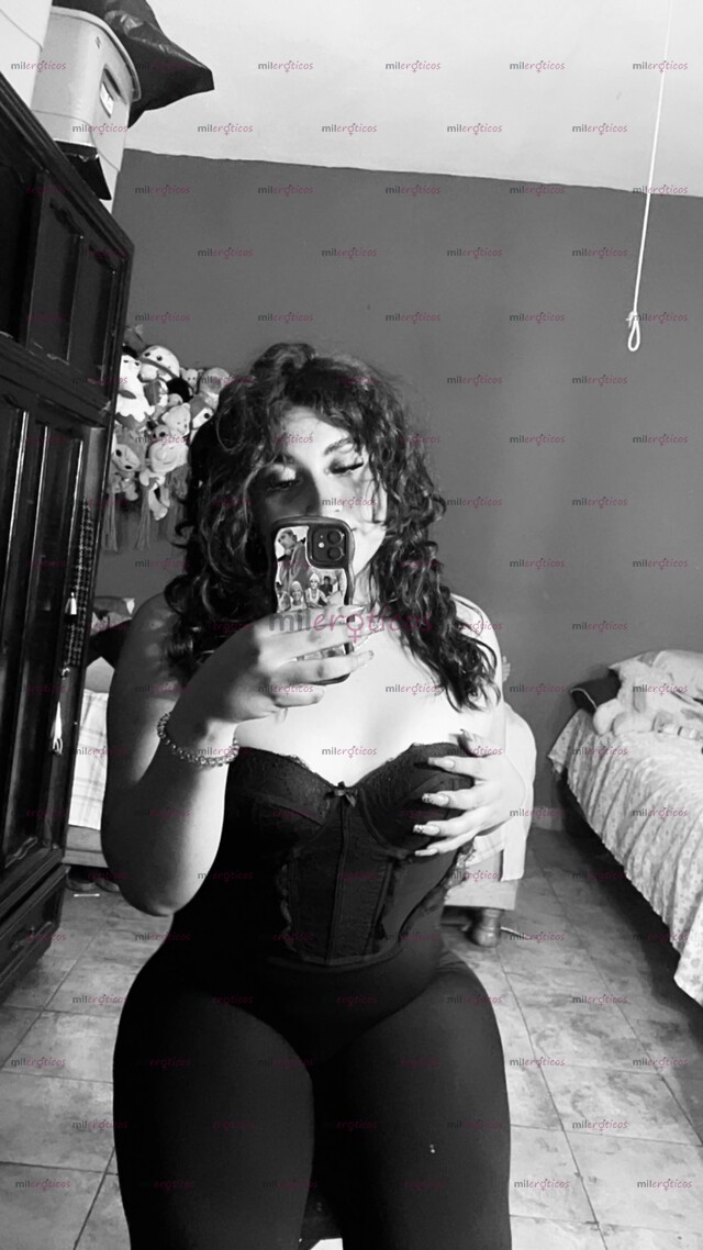 FOTOS DE MORENA PELIRROJA CON UNAS CURVAS IMPACTABLES
