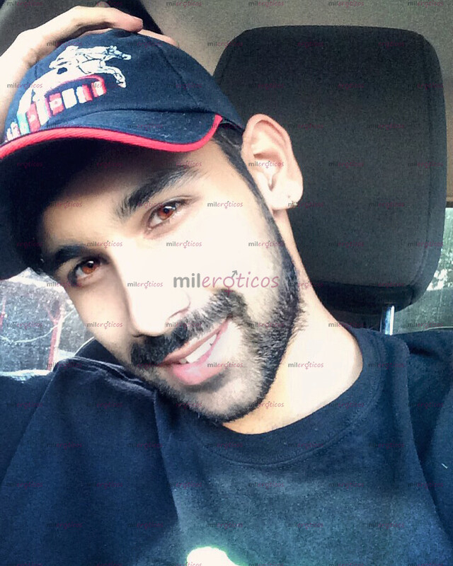 FOTOS DE MIDDLE EASTERN GUY TALL, HAIRY TOP (FLUENT ENGLISH)