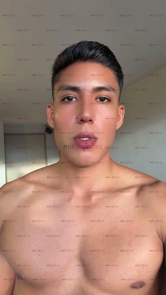 FOTOS DE MORENO SEXY VERGON, 22 CM DISPONIBLES PARA QUE LOS DISFRUTES AL MÁXIMO.