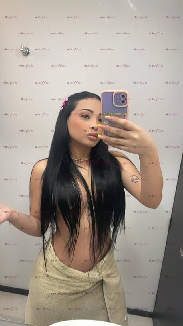 FOTOS DE SENOS OPERADOS, DIOSA EN LA CAMA VAGINAL ESTRECHA Y ROSADA.
