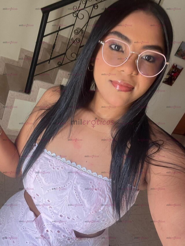 FOTOS DE HOLA A TODOS SOY YESIKA HERMOSA MORENA EN BARRANQUILLA