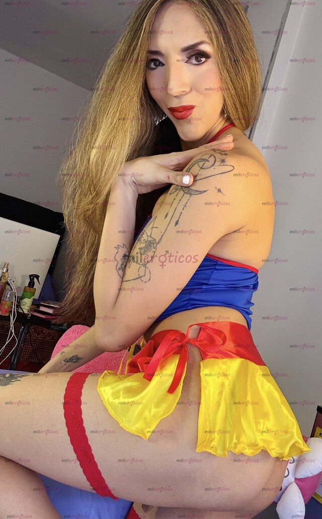 FOTOS DE HERMOSA FLACA DE CLÍTORIS PELUDITO, ORAL AL NATURAL, LLUVIA DORADA, PIES LINDOS