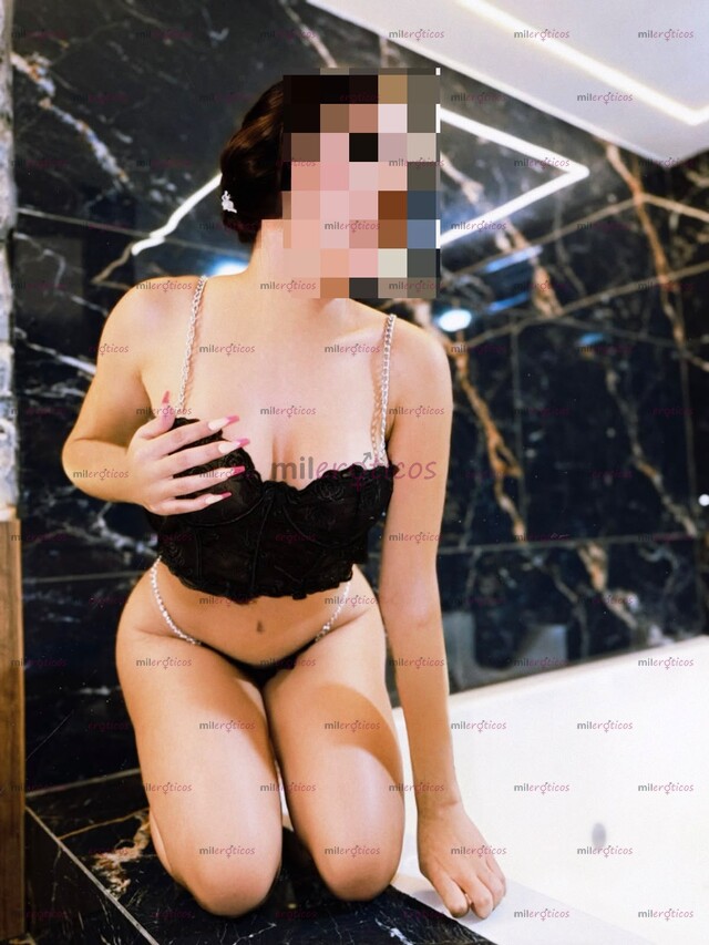 FOTOS DE CAMILA FLAQUITA ARDIENTE, CARITA HERMOSA MUY COMPLACIENTE