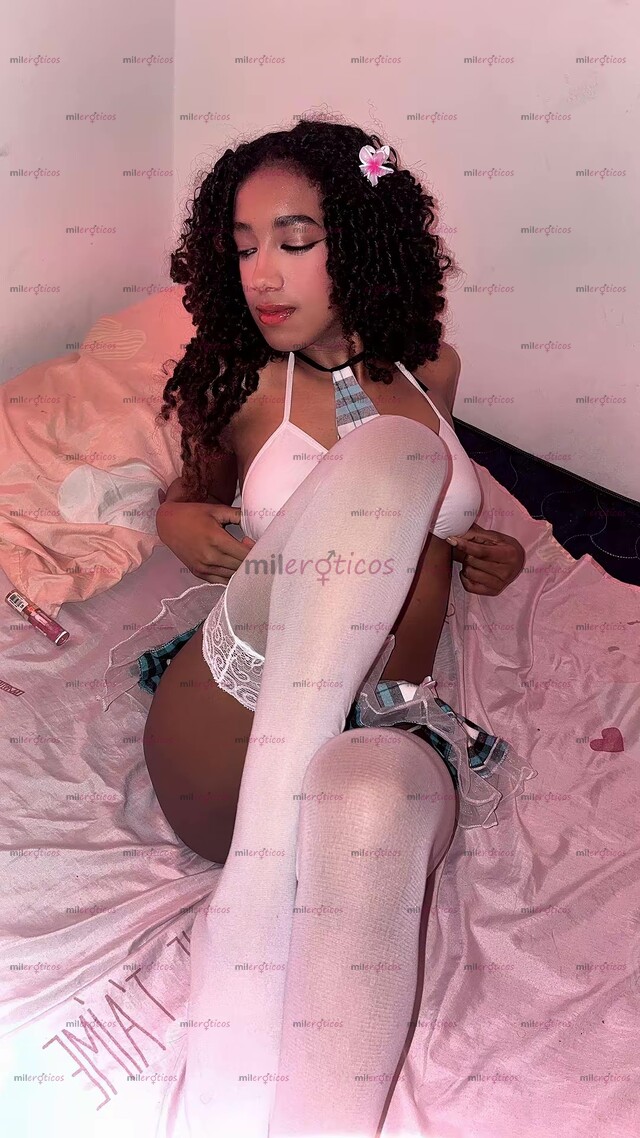 FOTOS DE TENGO 18 AÑOS BUSCO COMPLACER TUS FANTASÍAS