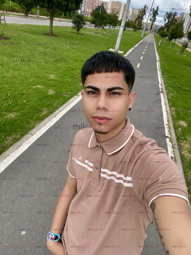 FOTOS DE JOVEN. VERSÁTIL. DISPONIBLE. EN LA CIUDAD DE MEDELLIN VEN Y TE SACO TU LECHITA