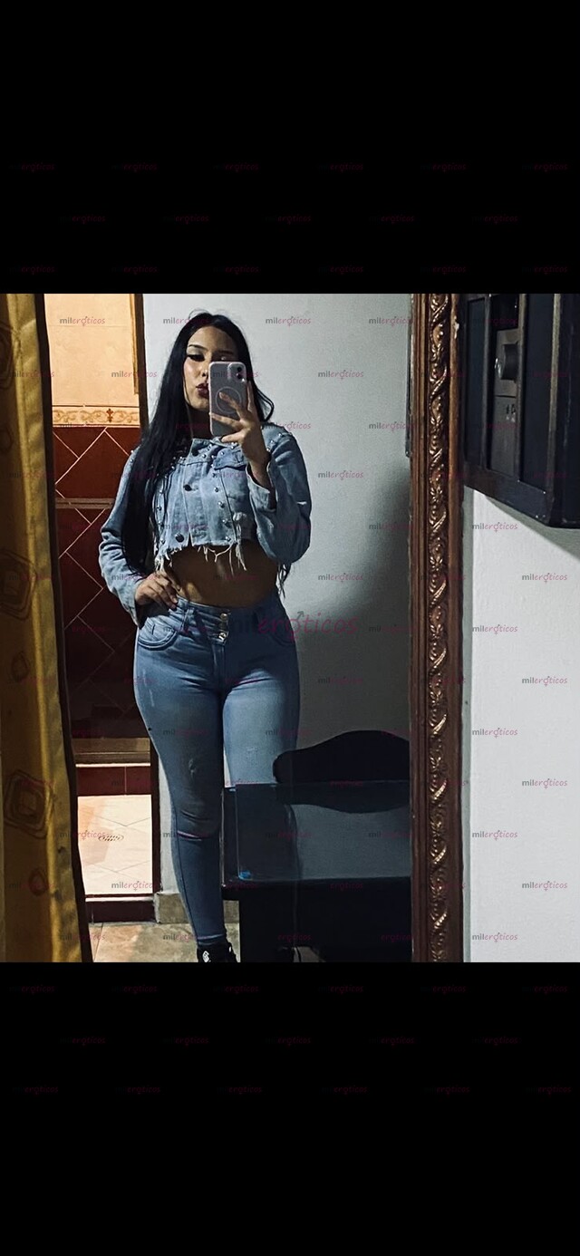 FOTOS DE DIVINO ROSTRO CULO HERMOSO, TETAS GRANDES NATURALES, RECIÉN LLEGADA A BOGOTÁ