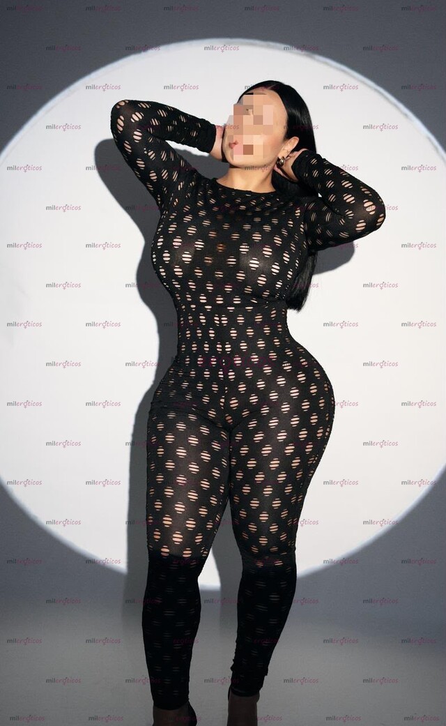 FOTOS DE DANNA ESCORT VIP EN TU CUIDAD POCOS DÍAS AGENDA TU SERVICIO YA