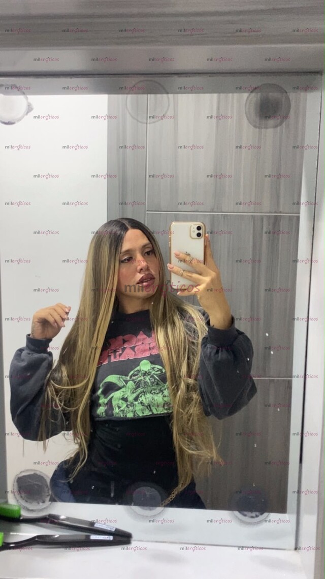 FOTOS DE RICA RUBIA COMPLACIENTE LISTA PARA CUMPLIR TUS FANTASÍAS