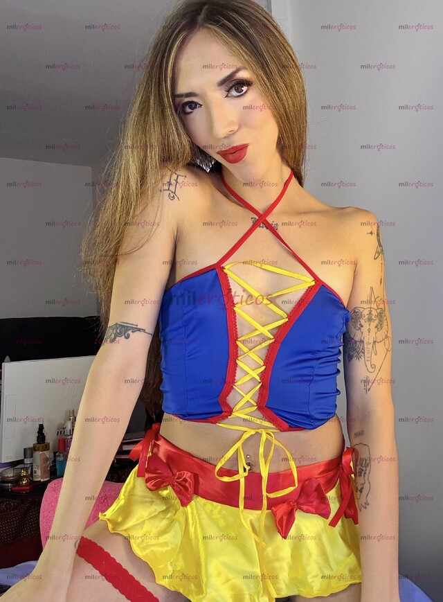 FOTOS DE EXPERTA EN PRINCIPIANTES, FEMENINA, EDUCADA, CABELLO Y CUERPO NATURAL DEPILACIÓN