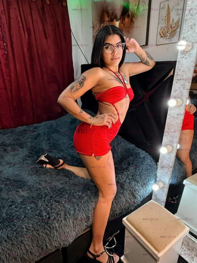 FOTOS DE BÁRBARA 19 AÑOS MORENITA FLAQUITA HERMOSA Y TATUADA