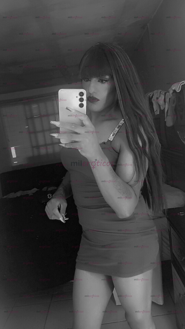 FOTOS DE MELANIIE UNA CHICA TRANS JOVEN BONITA Y MUY CACHONDA