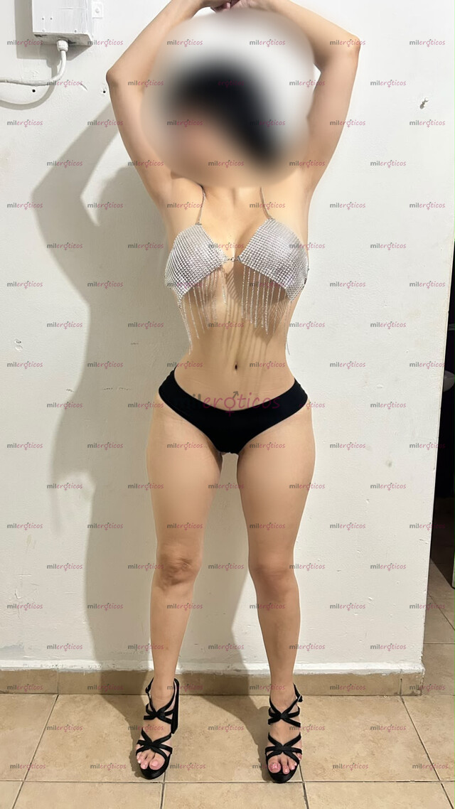 FOTOS DE MILF SÚPER CHICHONA, VIENTRE PLANO Y MARCADO, LO MÁS EXQUISITO QUE VAS A PROBAR