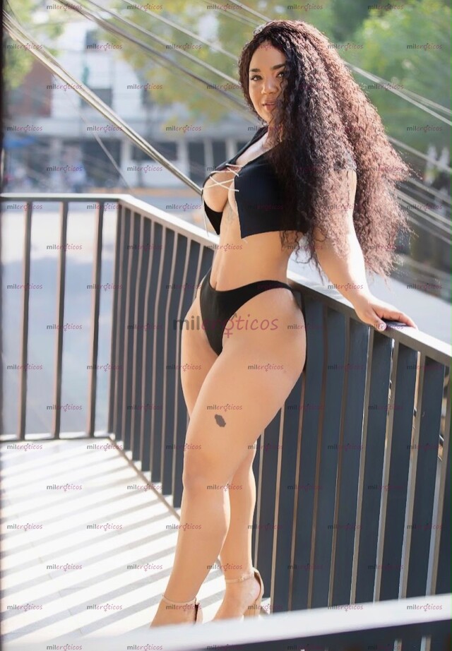FOTOS DE RICA CULONA MEGAN; CHICA CURVY EN BUSCA DE LECHE