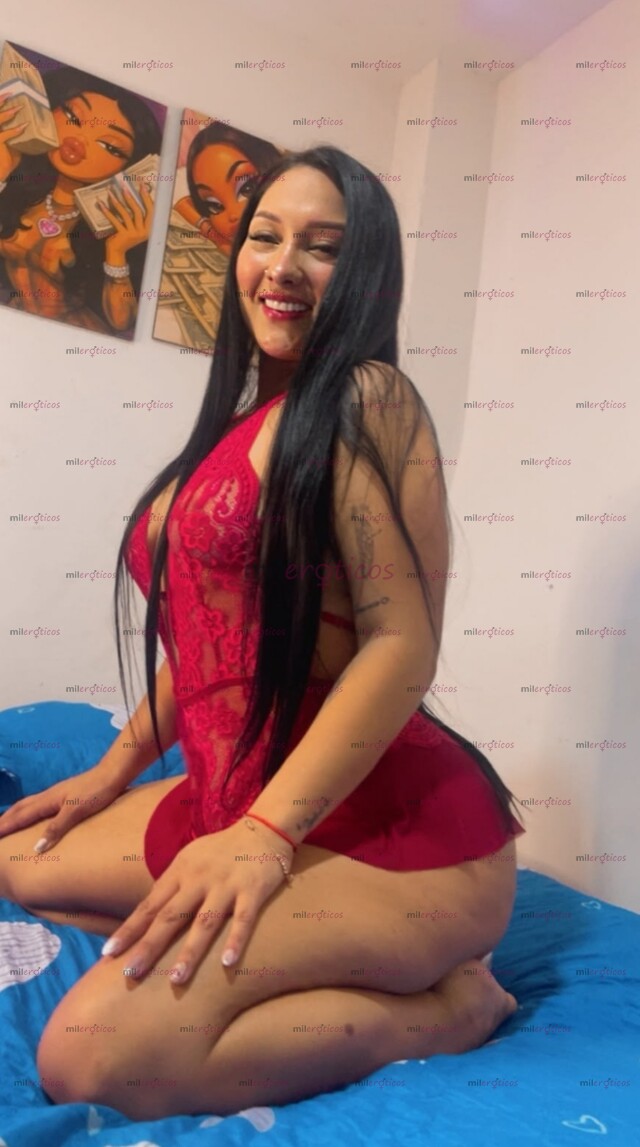 FOTOS DE A VECES SOLO HACE FALTA LA COMPAÑÍA CORRECTA PARA QUE TODO SE SIENTA MUCHO MEJOR
