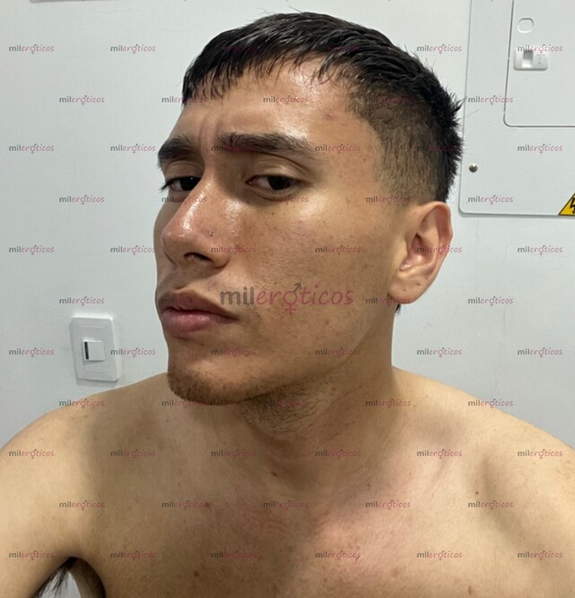 FOTOS DE ACTIVO COSTEÑO DELGADO DISPUESTO A COMPLACERTE
