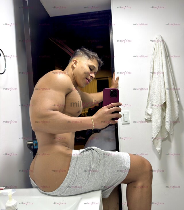 FOTOS DE MODELO SCORT MASAJISTA. MORENO SEXY MUSCULOSO DISPONIBLE