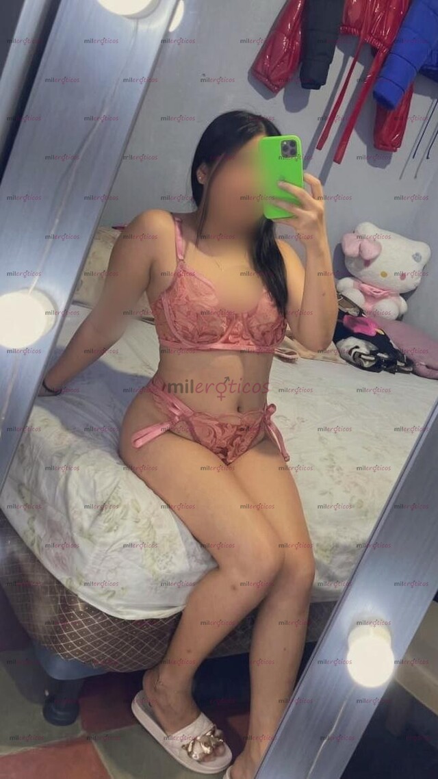 FOTOS DE NIÑERA DISPONIBLE SERVICIO A DOMICILIO DISCRETO