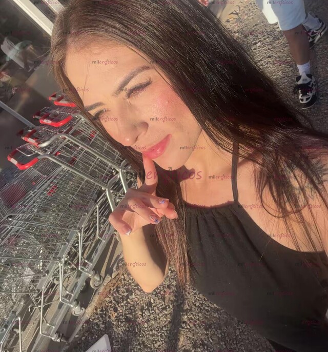 FOTOS DE LLEGÓ TU FLAQUITA, APRETADITA Y BIEN BONITA