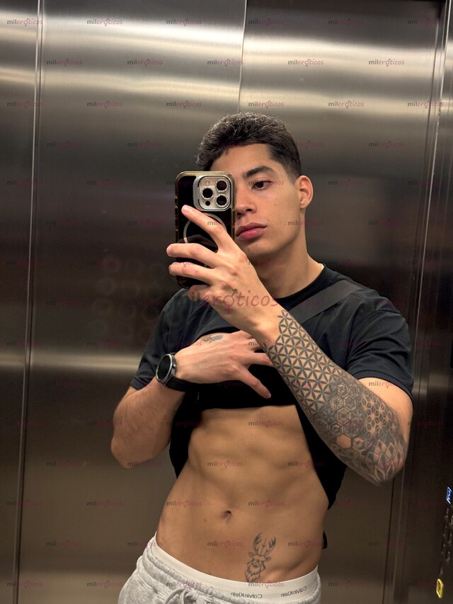 FOTOS DE HOLA, SOY DILAN POLLO VERGON 22CM, ARRECHO Y COMPLACIENTE