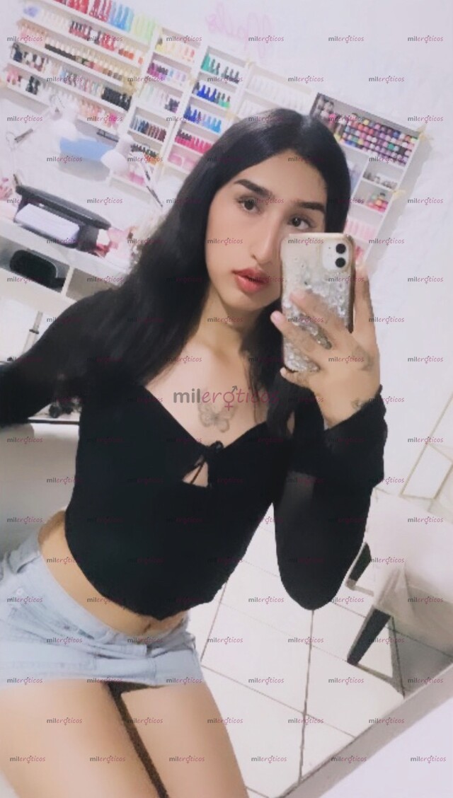 FOTOS DE BELLEZA JUVENTUD ES LO QUE NECESITAS DE ESTA MUÑEQUITA ( SOLVENTES)