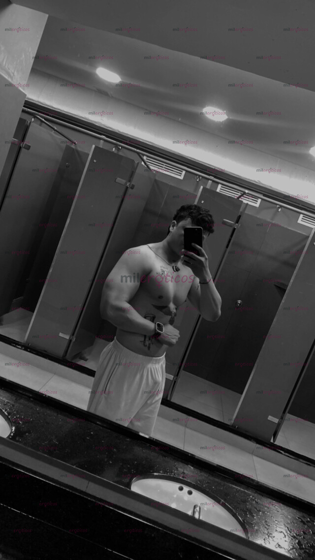 FOTOS DE SENSUALIDAD, CLASE Y DISCRECIÓN SÓLO PARA MUJERES. NO DUDES EN CONTACTARME.