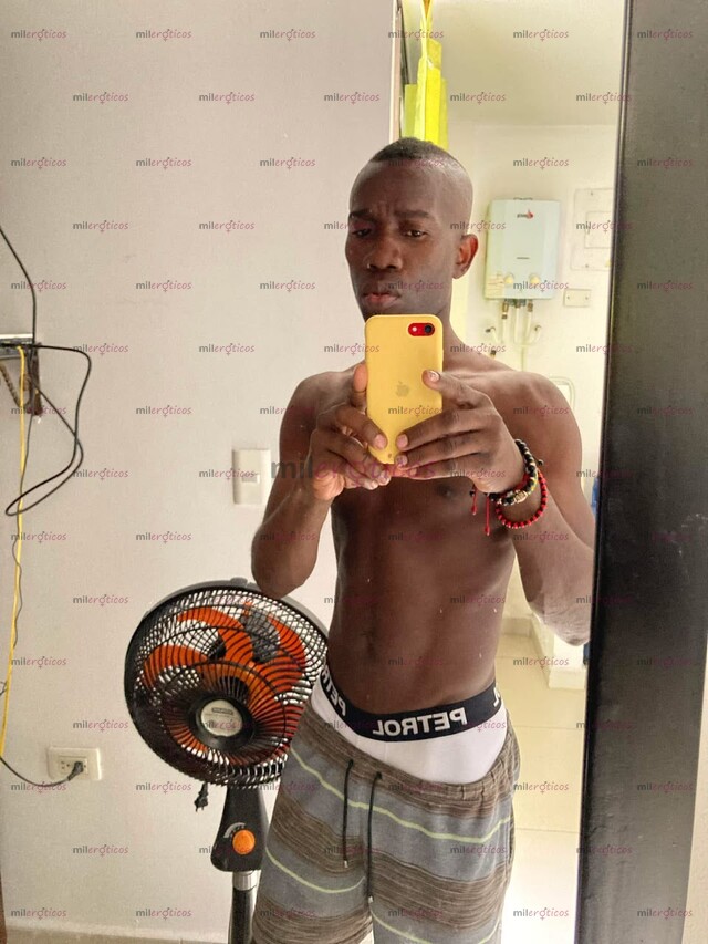 FOTOS DE TU NEGRO IMDOMABLE DE PASO ROMPIENDO CULOS CHIMVON 23GRUESA POCOS DÍAS