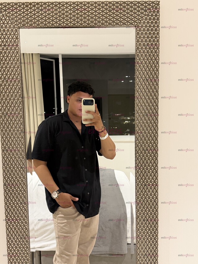 FOTOS DE SENSUALIDAD, CLASE Y DISCRECIÓN SÓLO PARA MUJERES. NO DUDES EN CONTACTARME.