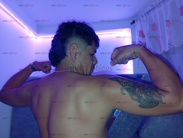 FOTOS DE HEY SOY JAMES TU CHICO SEXY Y CALIENTE EN BUSCA DE PERRAS