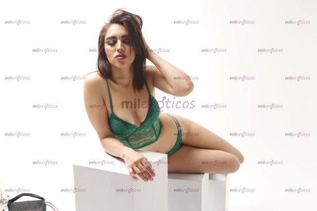 FOTOS DE MASAJISTA PROFESIONAL EROTICA ROXANA SERVICIO PREMIUM