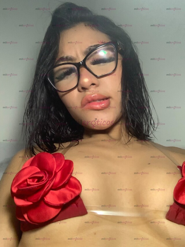 FOTOS DE MEGAN HERMOSA PERRITA UNIVERSITARIA LISTA PARA DARTE EL MEJOR RATO DE TU VIDA