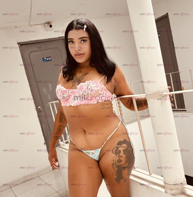 FOTOS DE SOY UNA MILF CON GANAS DE SATISFACER TUS DESEOS, TE ESPERO ANÍMATE YA.....
