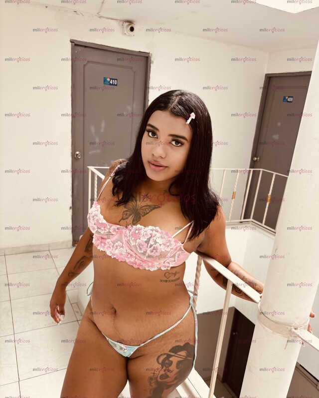 FOTOS DE SOY UNA MILF CON GANAS DE SATISFACER TUS DESEOS, TE ESPERO ANÍMATE YA.....