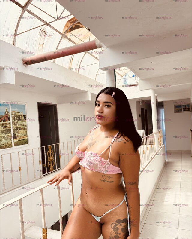 FOTOS DE SOY UNA MILF CON GANAS DE SATISFACER TUS DESEOS, TE ESPERO ANÍMATE YA.....