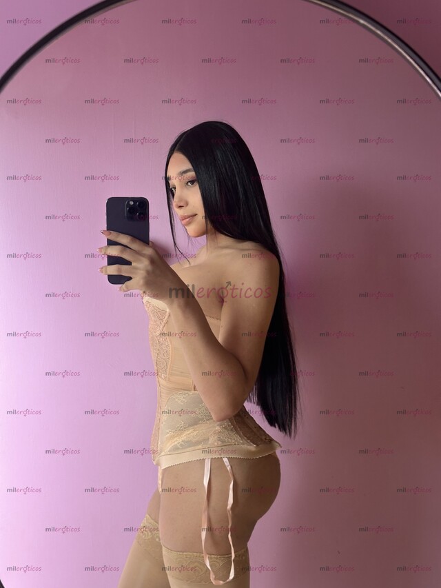 FOTOS DE UNA NIÑA LINDA EL TU CIUDAD CON UN CUERPO Y CARAMELO RICO