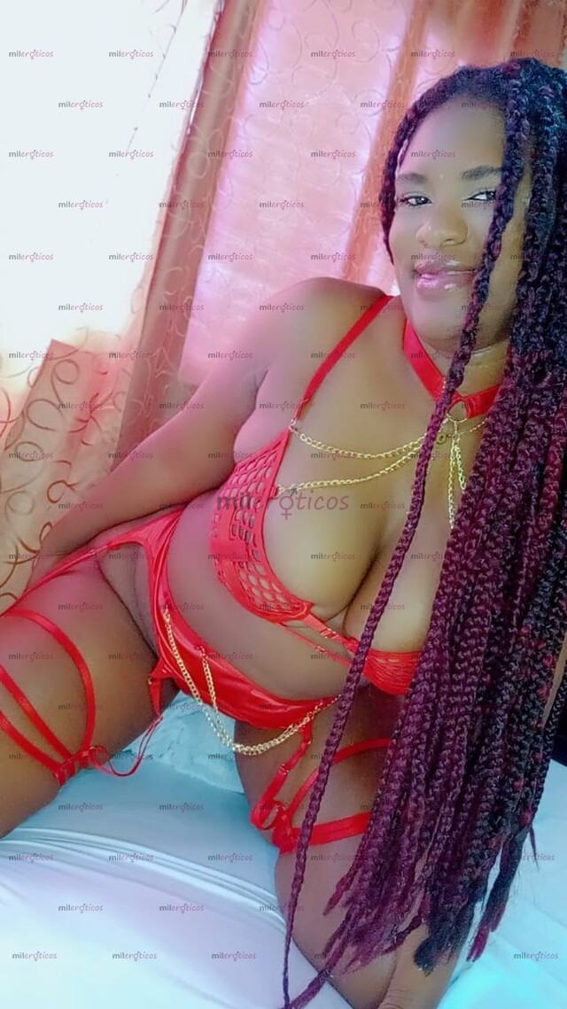 FOTOS DE NEGRA CON MUCHAS GANAS DE VERGA PARTEME MI ENORME CULO SUPERCLITORIS PARA TI BB