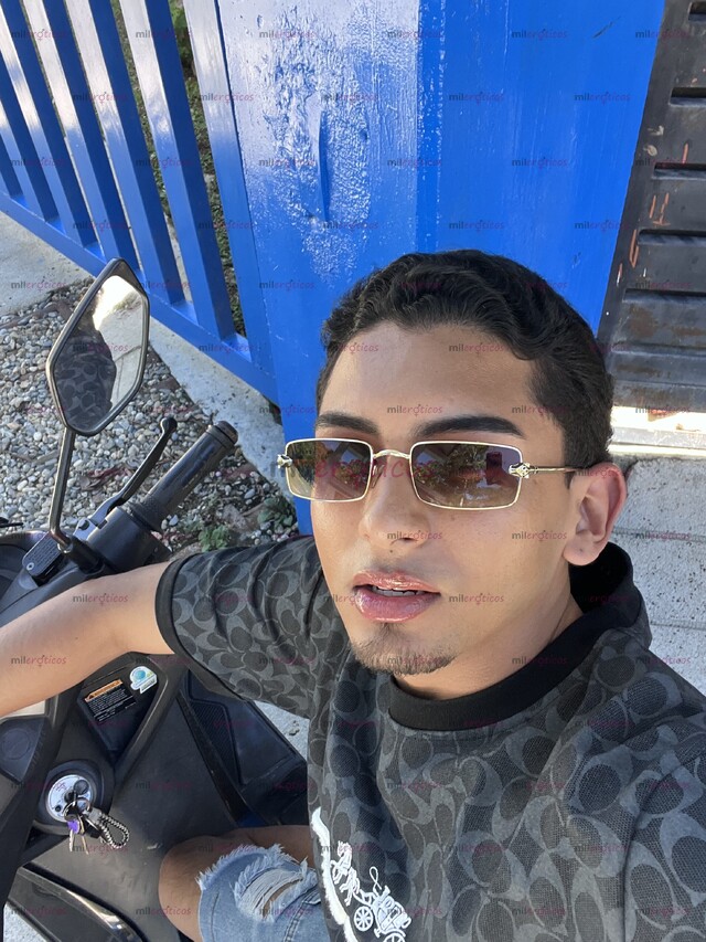 FOTOS DE PLACER, DESEO Y EXCLUSIVIDAD. SOY TU PRÓXIMO CAPRICHO.