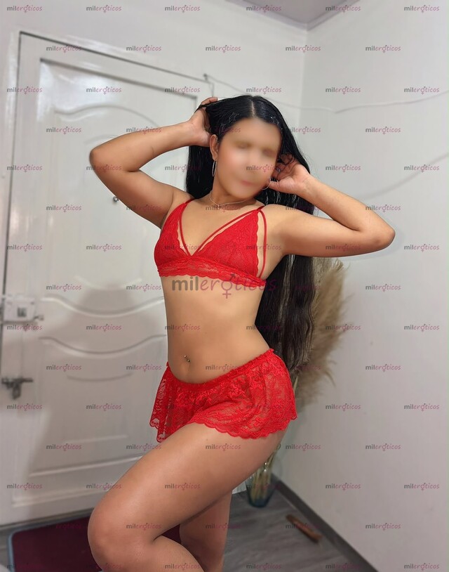 FOTOS DE FLACA APRETADITA ADICTA AL SEXO, CALIENTE VEN AMOR
