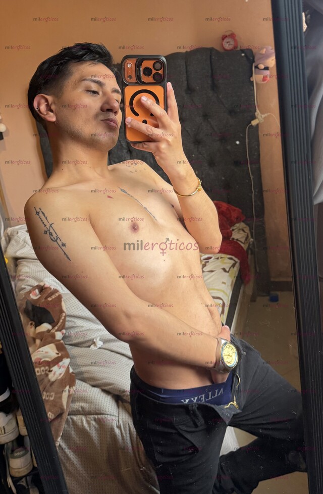 FOTOS DE ACOMPAÑANTE A EVENTOS SOCIALES Y RELACIÓN SOY GAY PASIVO